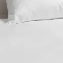 Poszwy hotelowe Endura- gładkie