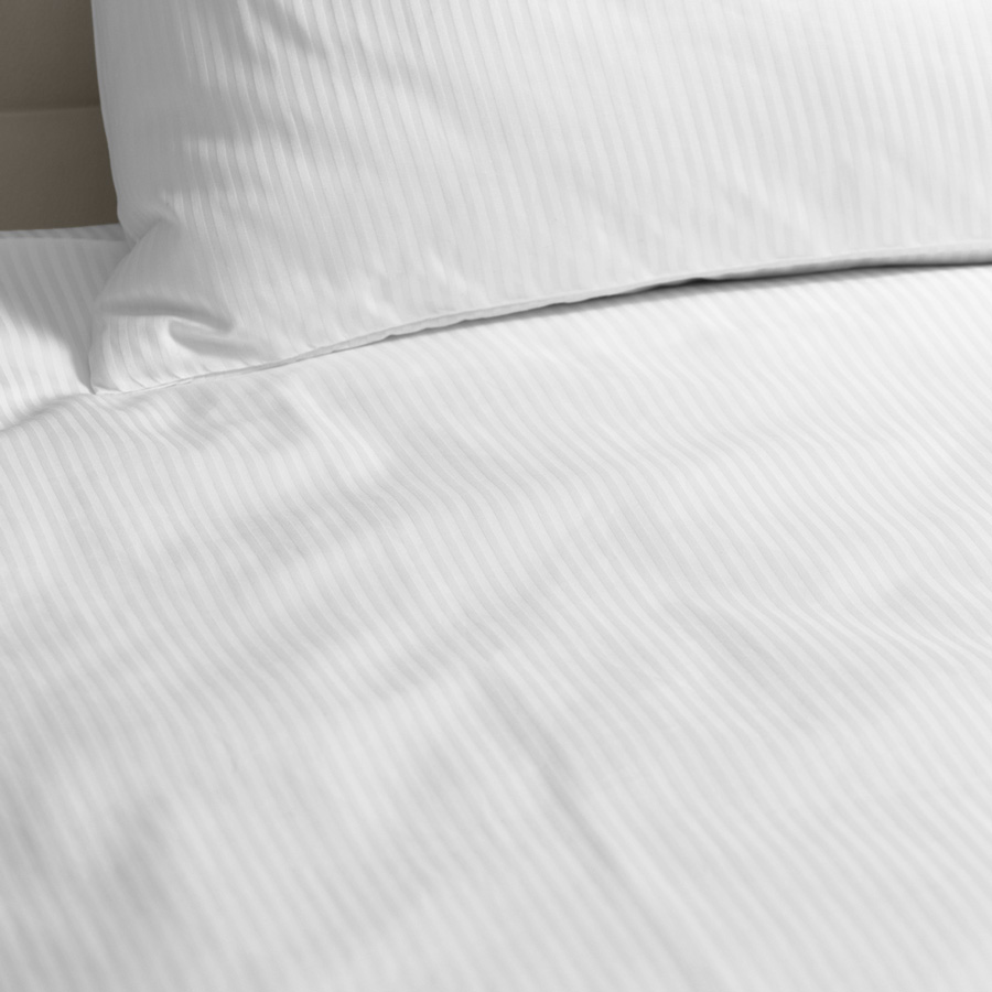 Poszwy hotelowe 140x200 Biela - 100% bawełna, paski 4 mm, adamaszek