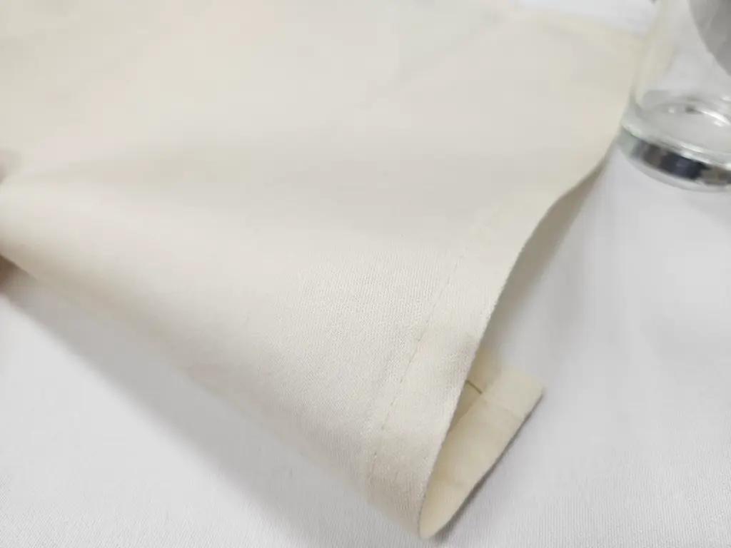 Serwetki Clovis 50/50 cm waniliowe